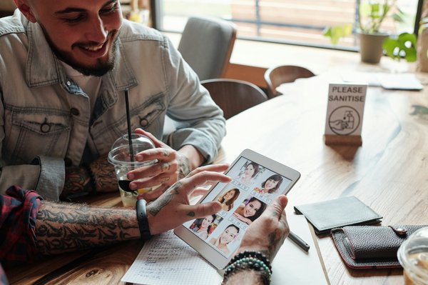 Informations sur les sites de rencontre : avis et conseils pratiques